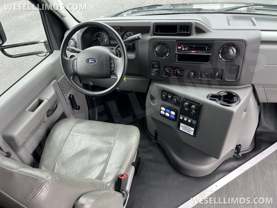 Photo of Limo Bus for sale: 2018 Ford E450 by LGE