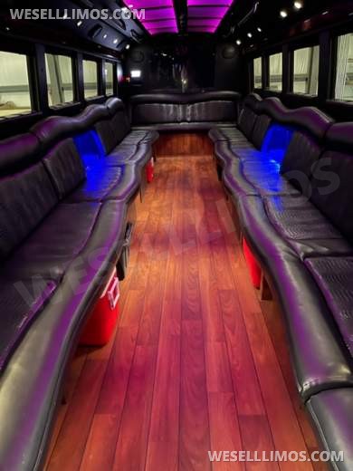 2009 Freightliner M2 Limo Bus - Limo Bus for Sale in Lincoln, NE - Photo 8
