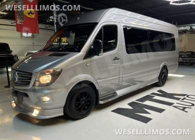 2017 Midwest Automotive Designs Mercedes-Benz 3500 Business Class Sprinter - Sprinter for Sale in Richmond, VA - Photo 13