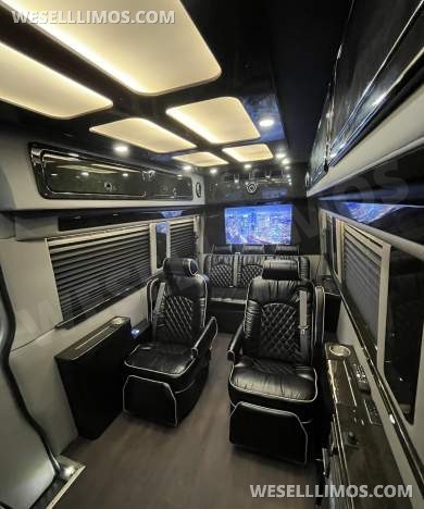 2017 Midwest Automotive Designs Mercedes-Benz 3500 Business Class Sprinter - Sprinter for Sale in Richmond, VA - Photo 36