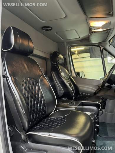 2017 Midwest Automotive Designs Mercedes-Benz 3500 Business Class Sprinter - Sprinter for Sale in Richmond, VA - Photo 71