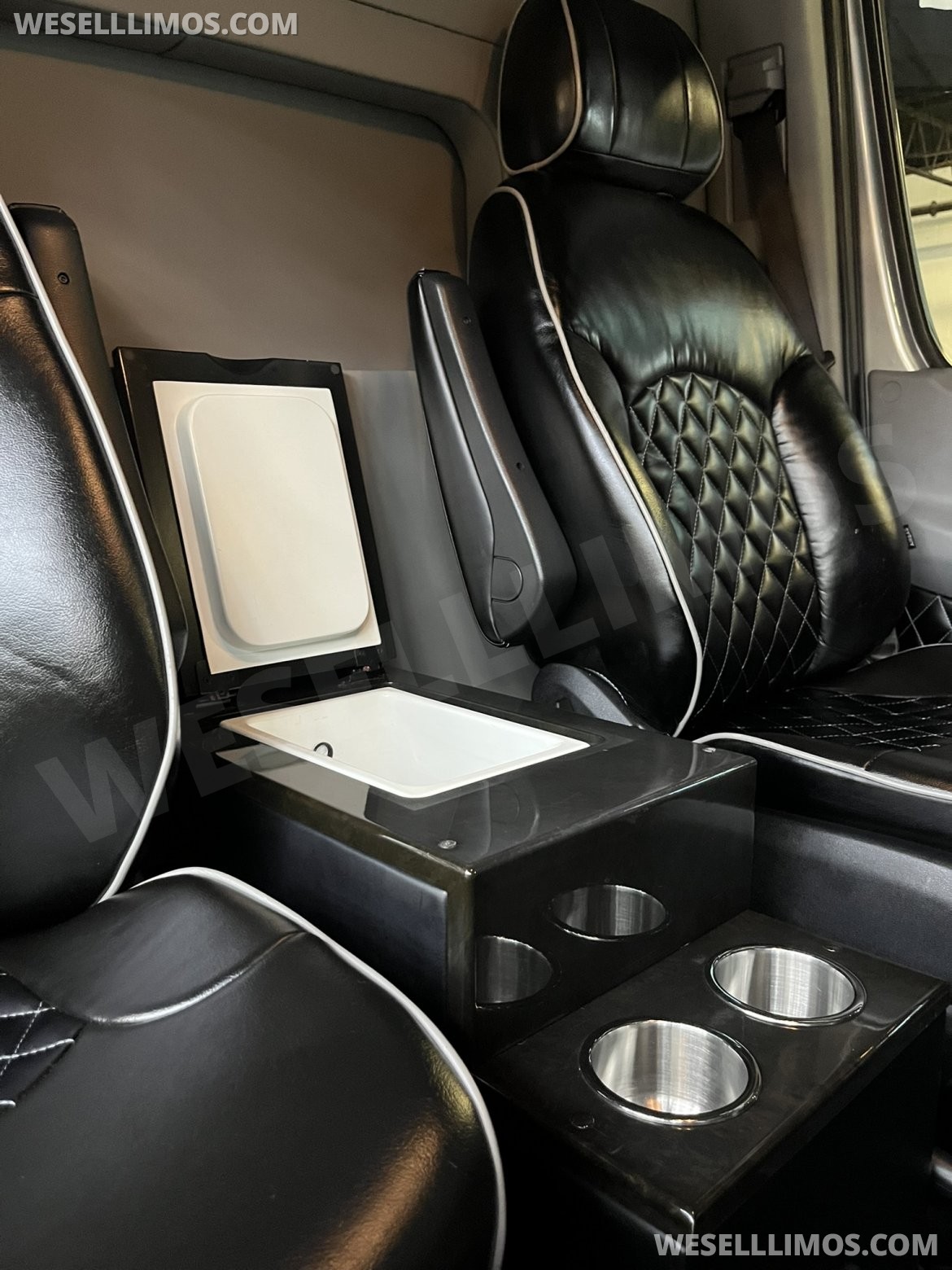 Photo of Sprinter for sale: 2017 Mercedes-Benz Sprinter 3500 Business Class 170" by Midwest Automotive Designs