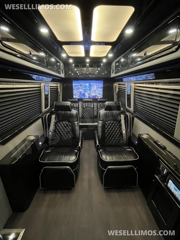 2017 Mercedes-Benz Sprinter 3500 Business Class Sprinter for Sale in Richmond, VA - Photo 3