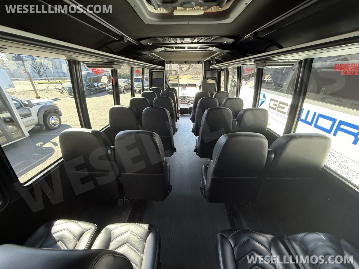 Photo of Shuttle Bus for sale: 2018 Ford Ford F550 grech executive minibus - 27 PAX by Grech