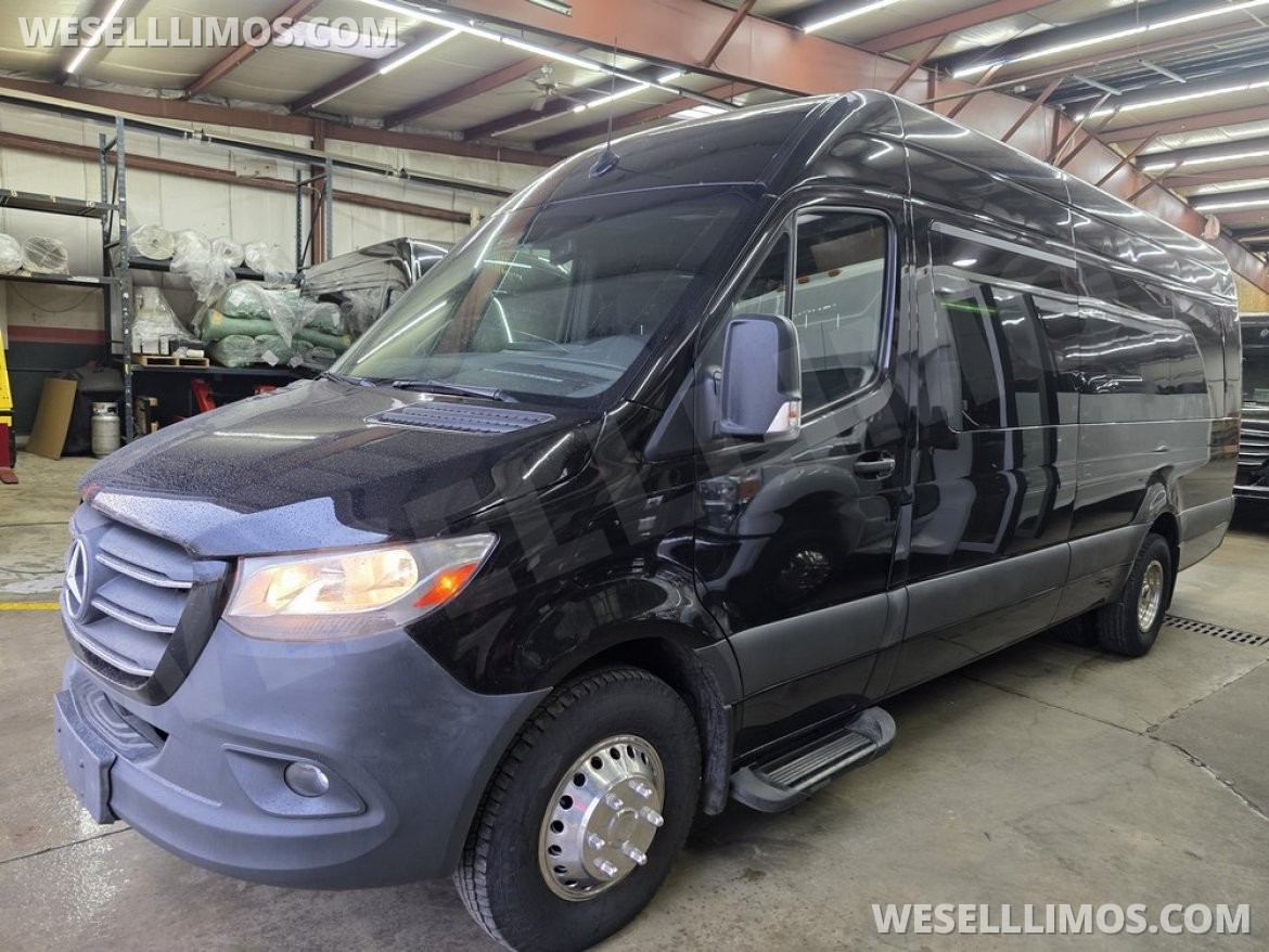 Photo of Limo Bus for sale: 2020 Mercedes-Benz Sprinter 3500 by Moonlight