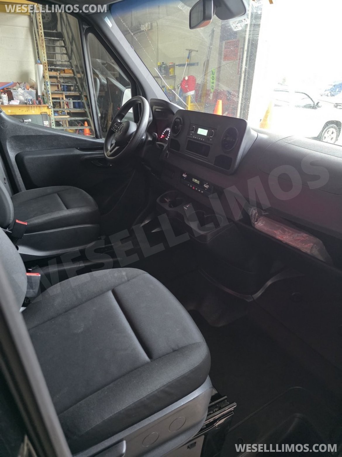 Photo of Limo Bus for sale: 2020 Mercedes-Benz Sprinter 3500 by Moonlight