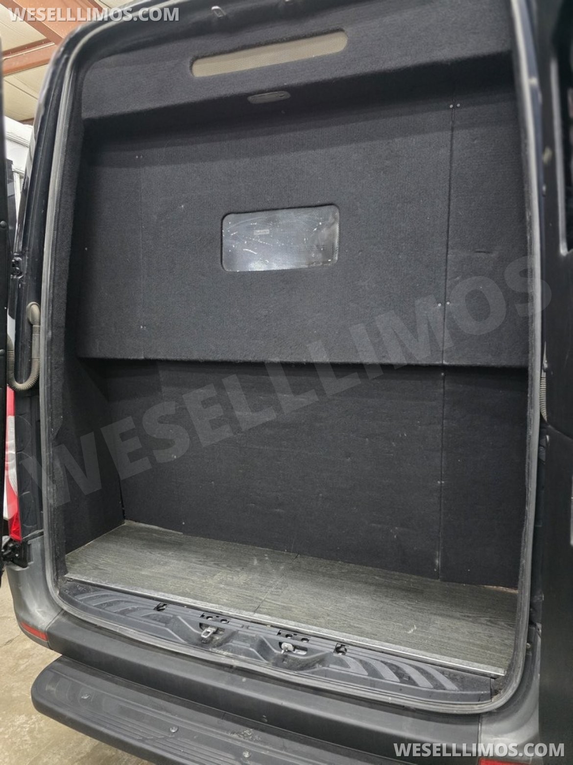 Photo of Limo Bus for sale: 2020 Mercedes-Benz Sprinter 3500 by Moonlight