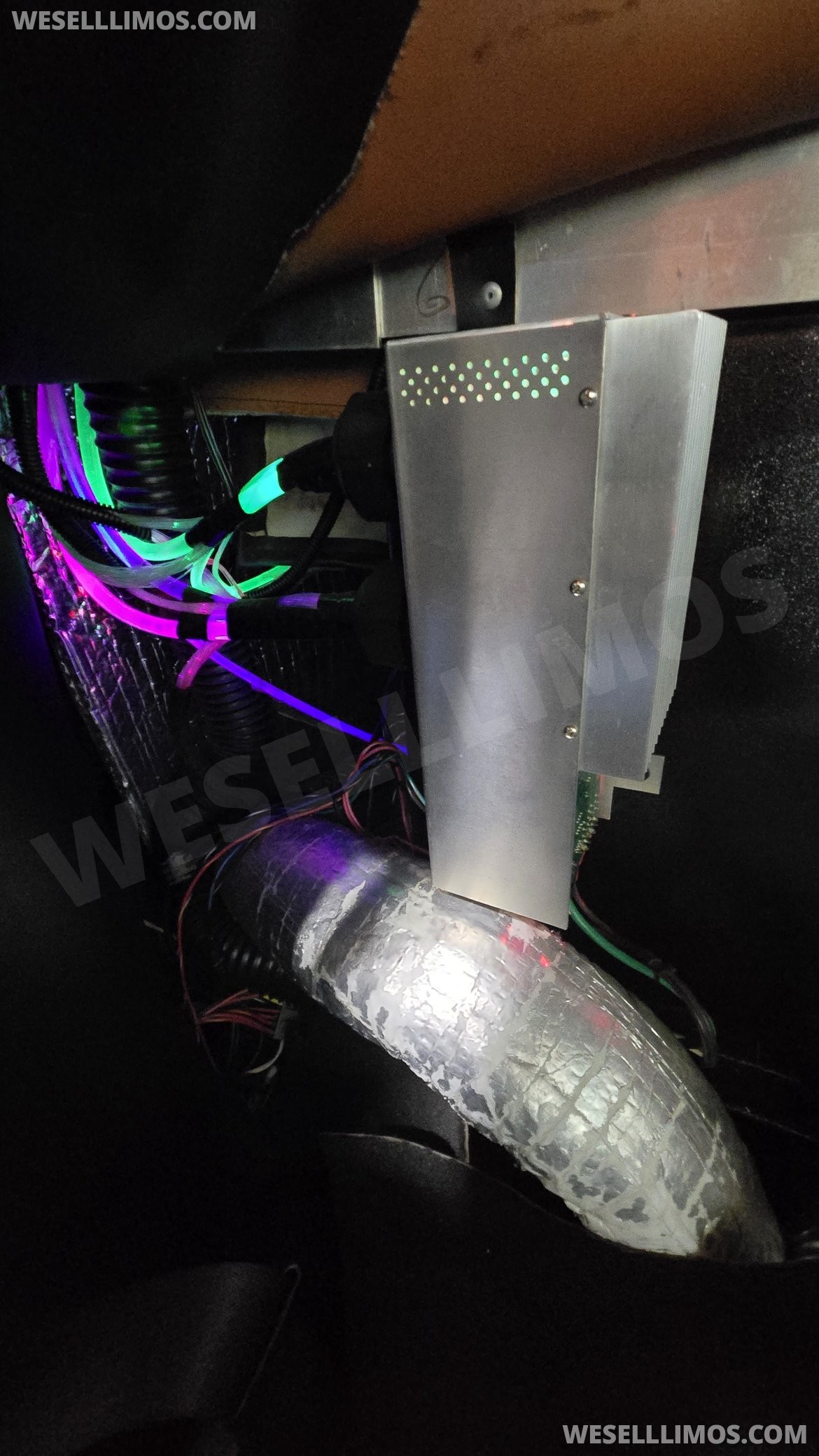 Photo of Limousine for sale: 2008 Lincoln Town Car 120" by Executive Coach Builders