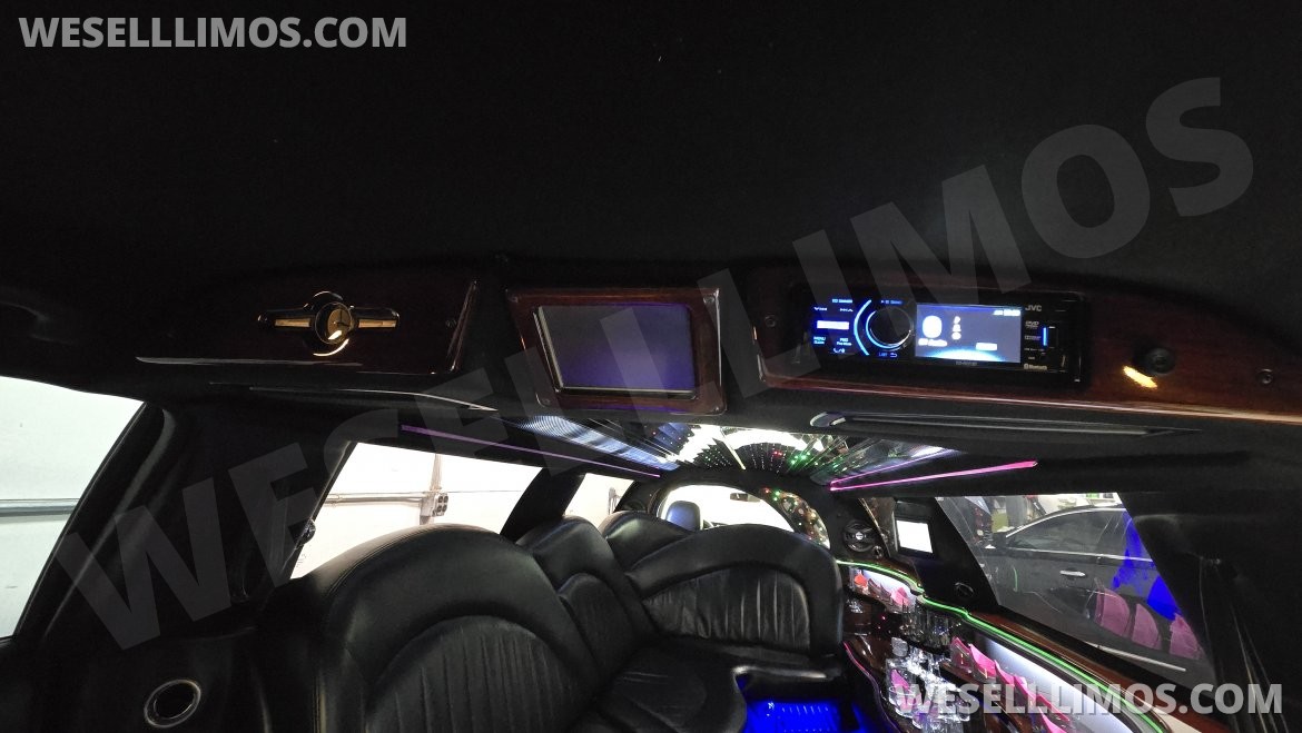 Photo of Limousine for sale: 2008 Lincoln Town Car 120" by Executive Coach Builders