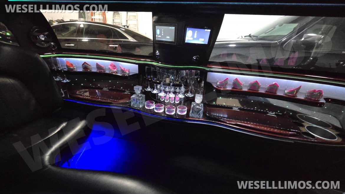 Photo of Limousine for sale: 2008 Lincoln Town Car 120" by Executive Coach Builders