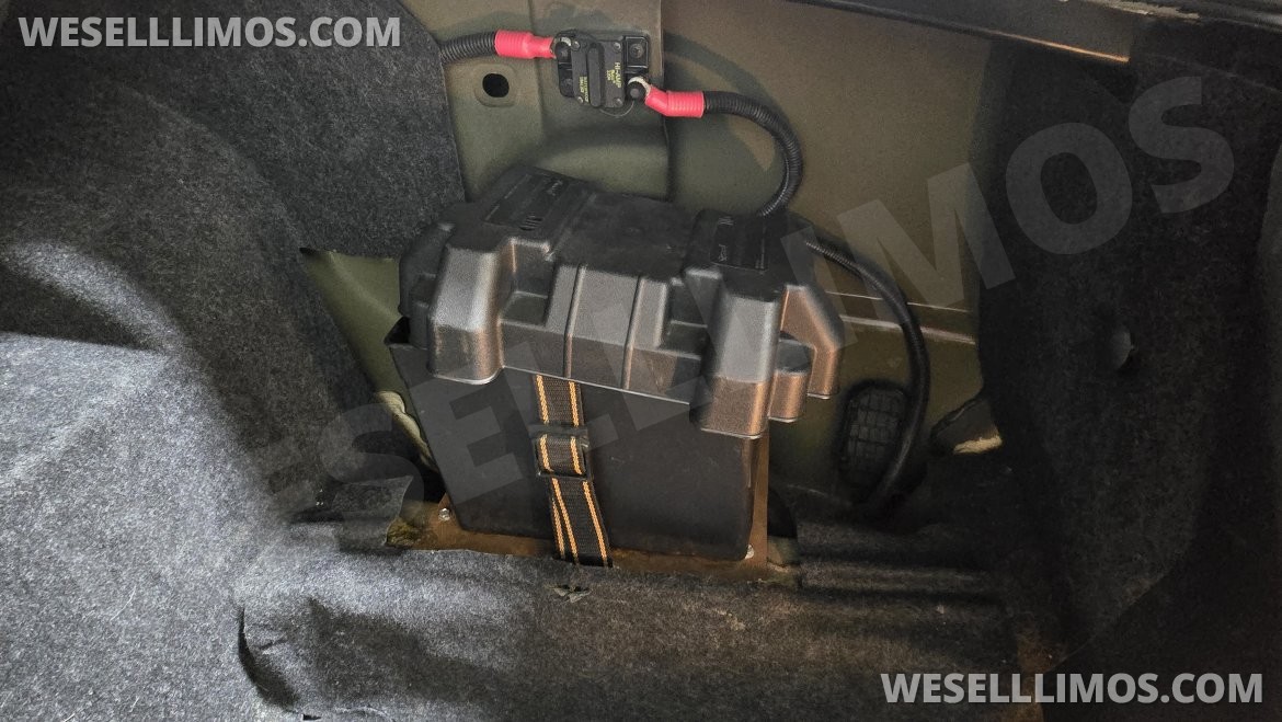 Photo of Limousine for sale: 2008 Lincoln Town Car 120" by Executive Coach Builders