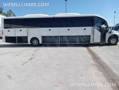 2019 Executive Coach Builders Freightliner M2 Shuttle Bus - Executive Shuttle for Sale in Springfield, MO - Photo 9