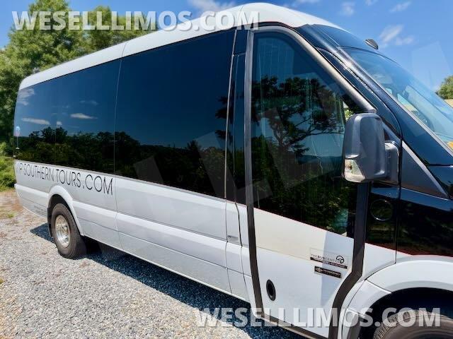 2016 McSweeney Designs Mercedes-Benz 3500 16 Sprinter *Low Miles - Photo 3