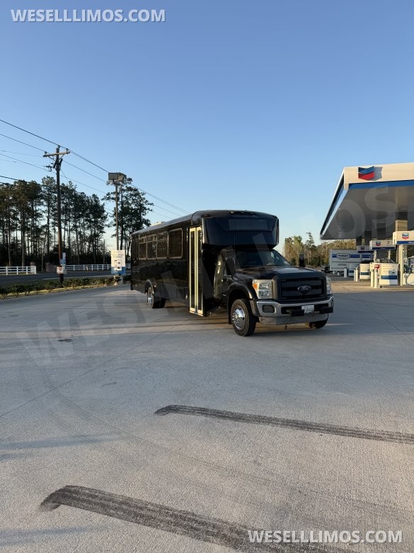 2013 Ford F-550 Limo Bus for Sale in houston, TX - Photo 2