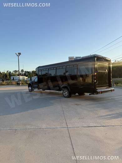 2013 Ford F-550 Limo Bus - Limo Bus for Sale in houston, TX - Photo 4