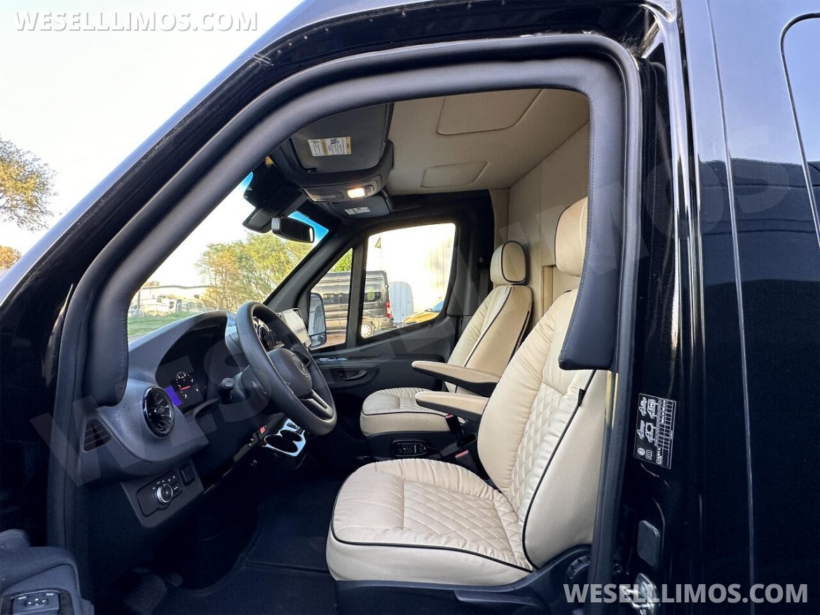 Photo of Sprinter for sale: 2020 Mercedes-Benz Sprinter by Auto Elite