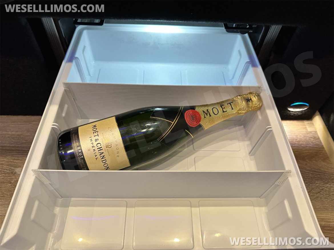 Photo of Sprinter for sale: 2020 Mercedes-Benz Sprinter by Auto Elite