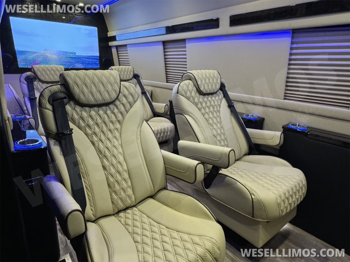 Photo of Sprinter for sale: 2020 Mercedes-Benz Sprinter by Auto Elite