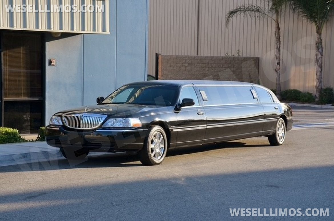 Photo of Limousine for sale: 2008 Lincoln Town Car 28" by Krystal