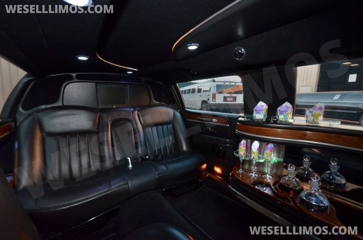 Photo of Limousine for sale: 2008 Lincoln Town Car 28" by Krystal