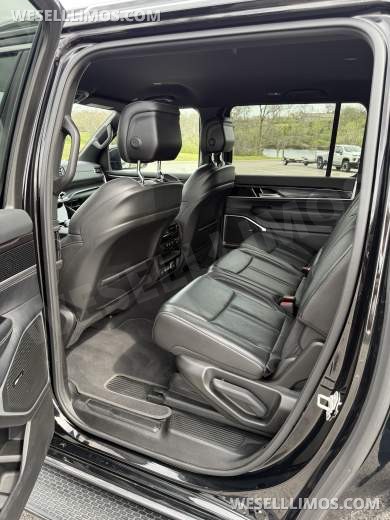 2024 Jeep Wagoneer L 4x4 - SUV for Sale in Goodlettsville, TN - Photo 7