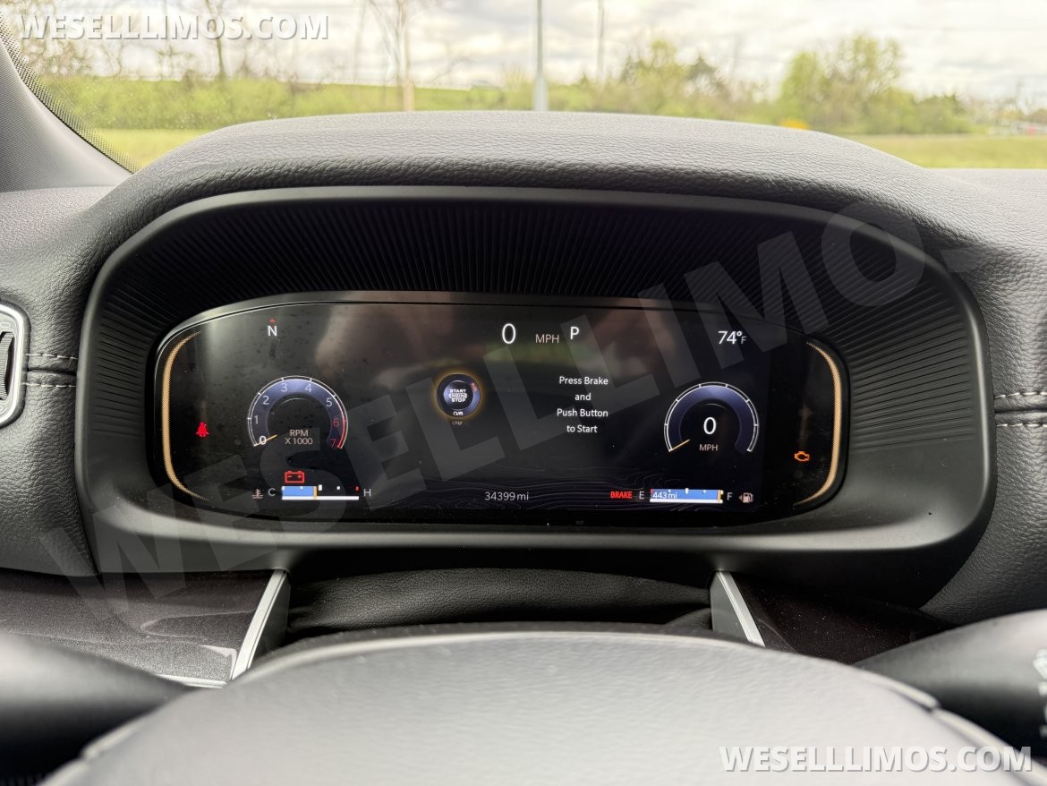 Photo of SUV for sale: 2024 Jeep Wagoneer L