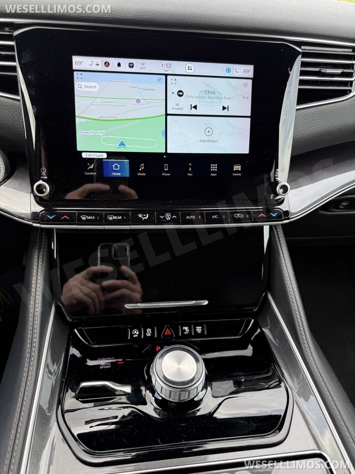 Photo of SUV for sale: 2024 Jeep Wagoneer L