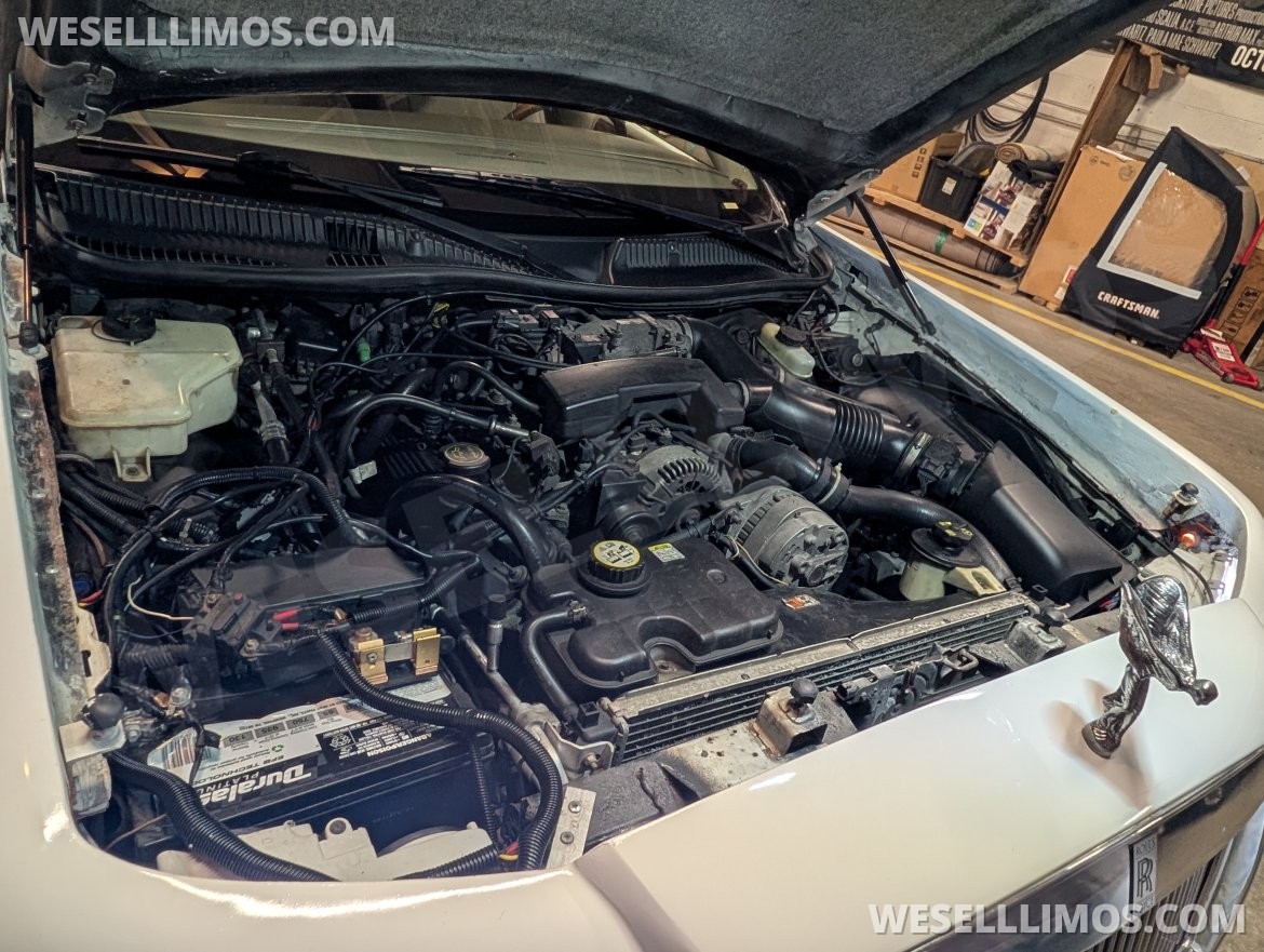 Photo of Limousine for sale: 2003 Lincoln Towncar