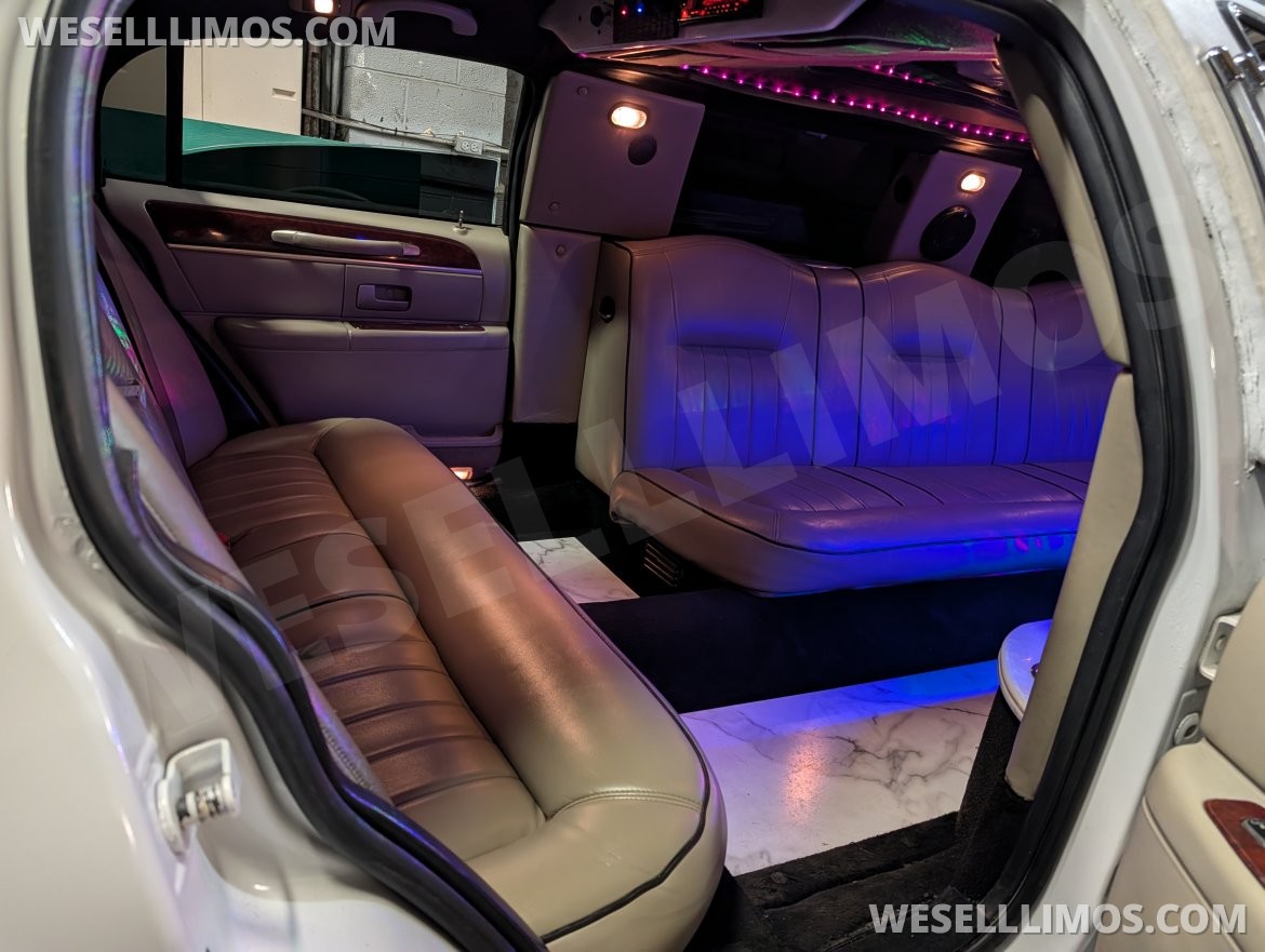 Photo of Limousine for sale: 2003 Lincoln Towncar