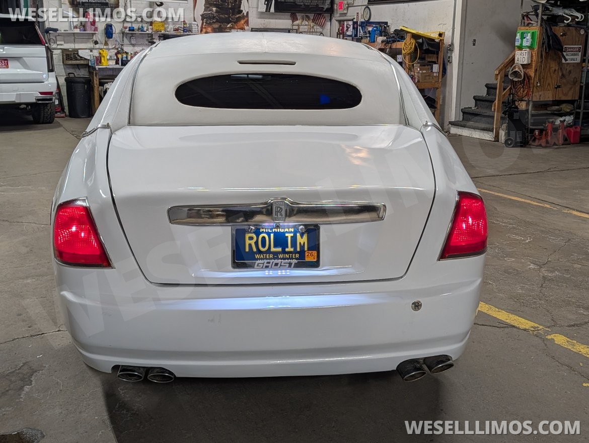 Photo of Limousine for sale: 2003 Lincoln Towncar