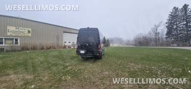 2022 Mercedes-Benz Sprinter High Roof Sprinter With Auto Elite build - Sprinter for Sale in Spencerville, IN - Photo 7