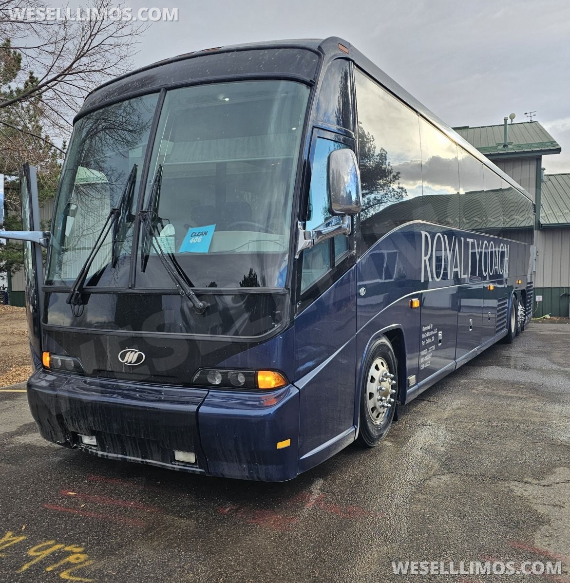 Motorcoach for sale: 2011 MCI E4500 546" by MCI
