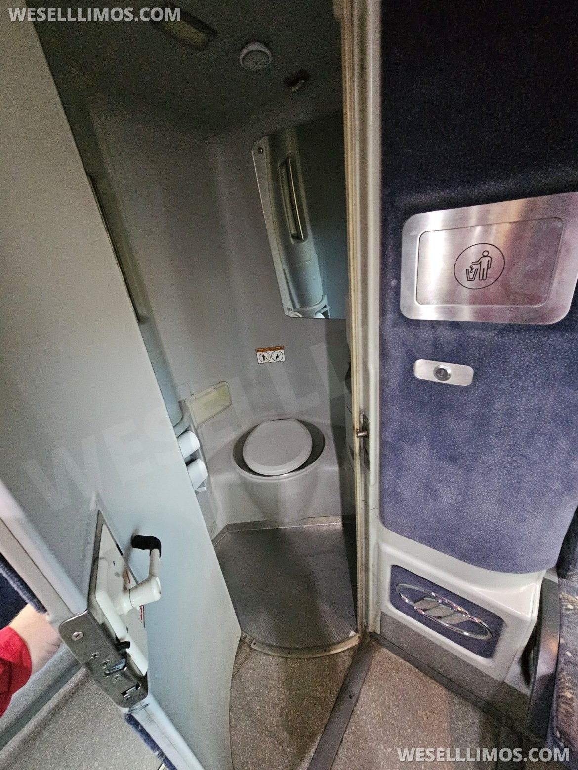 Photo of Motorcoach for sale: 2011 MCI E4500 546" by MCI