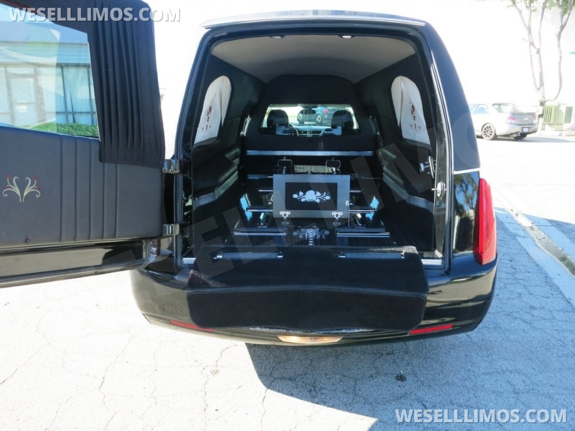Photo of Funeral for sale: 2014 Cadillac XTS Heritage by Federal Coach