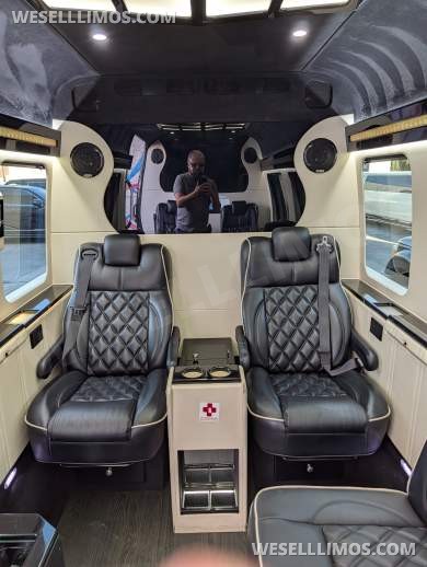 2019 Mercedes-Benz Sprinter Sprinter - Sprinter for Sale in Las Vegas, NV - Photo 6