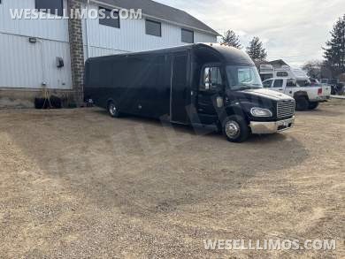 2008 Freightliner Party Bus Limo Bus - Limo Bus for Sale in Kieler, WI - Photo 2