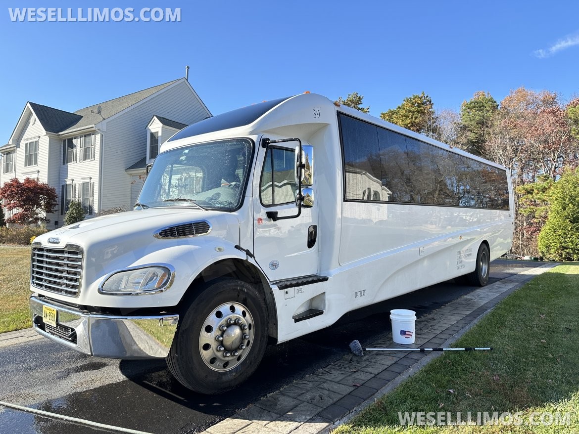 Photo of Shuttle Bus for sale: 2019 Freightliner M2 40" by Grech Motor