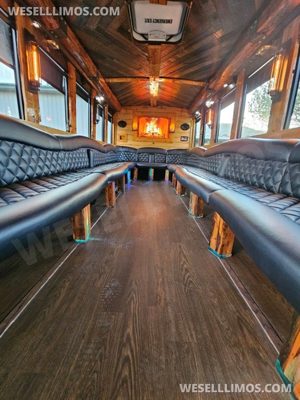2015 Ford F550 Limo Bus for Sale in Ft. Collins, CO - Photo 3