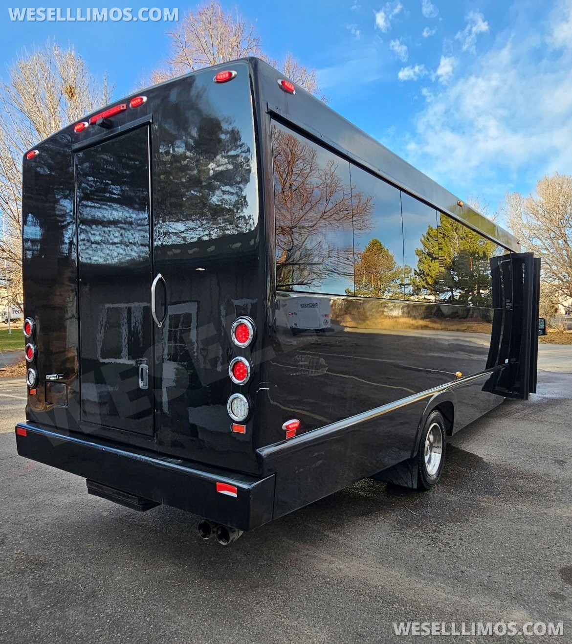 Photo of Limo Bus for sale: 2015 Ford F550 396" by Tiffany body - Limo Interior by Dreamliner