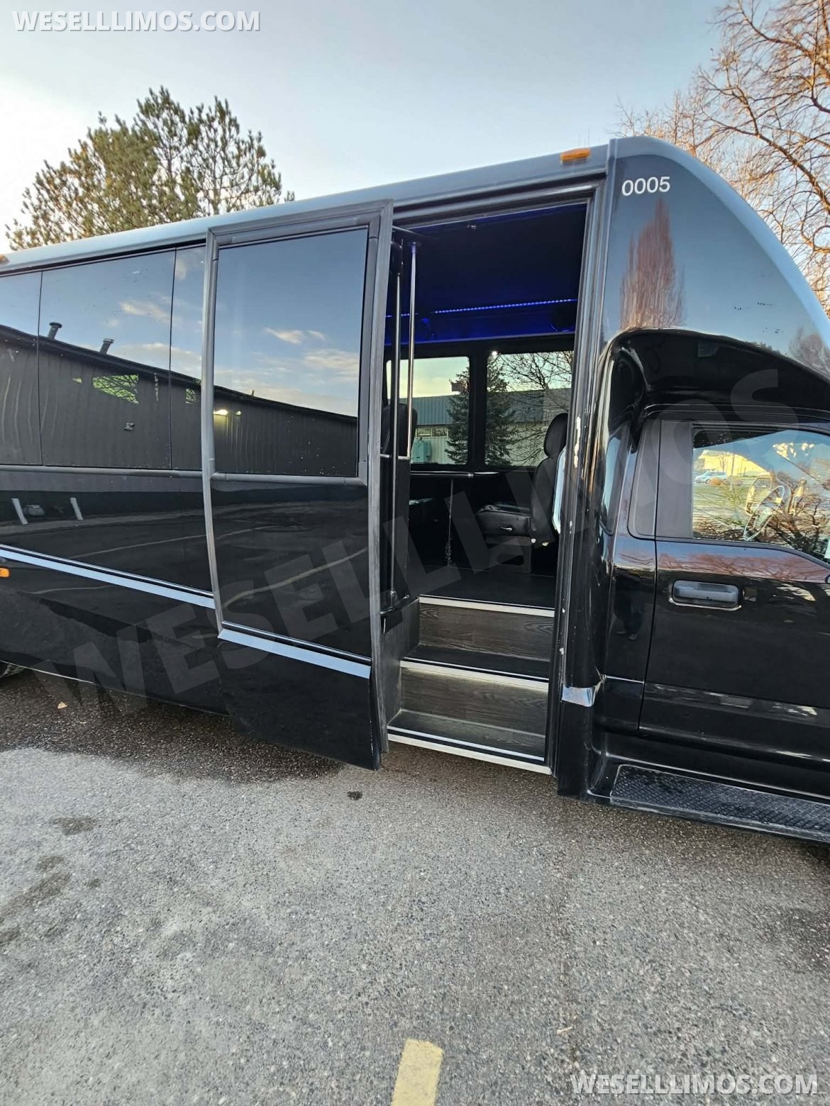 Photo of Executive Shuttle for sale: 2017 Ford F550 396" by Grech GM33