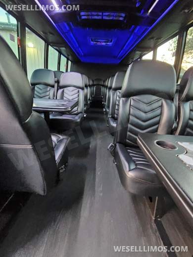 2017 Grech GM33 Ford F550 Executive Shuttle - Executive Shuttle for Sale in Ft. Collins, CO - Photo 14