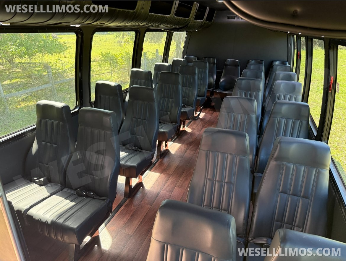 Photo of Executive Shuttle for sale: 2017 Ford F550 35" by Ksir