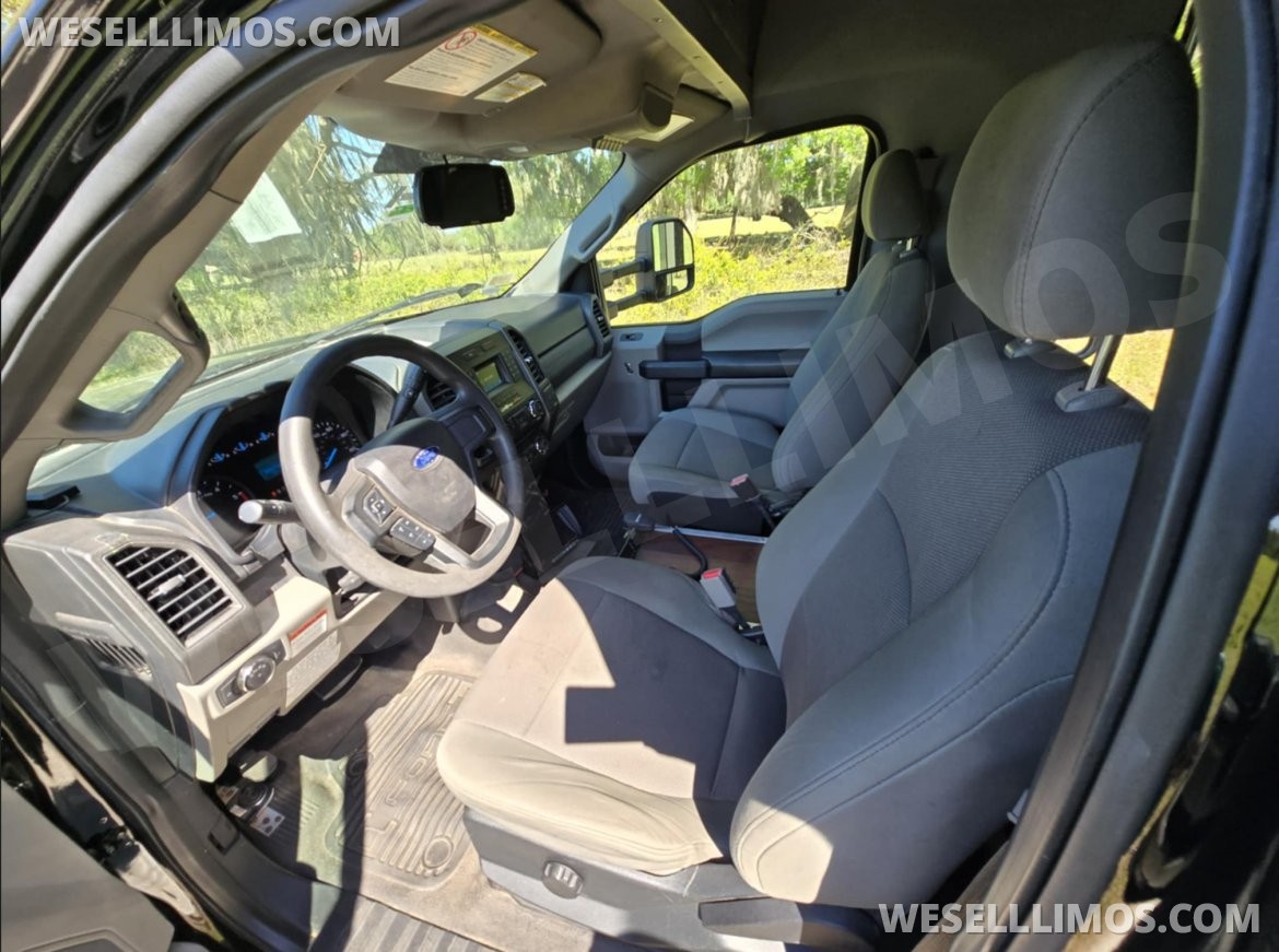 Photo of Executive Shuttle for sale: 2017 Ford F550 35" by Ksir