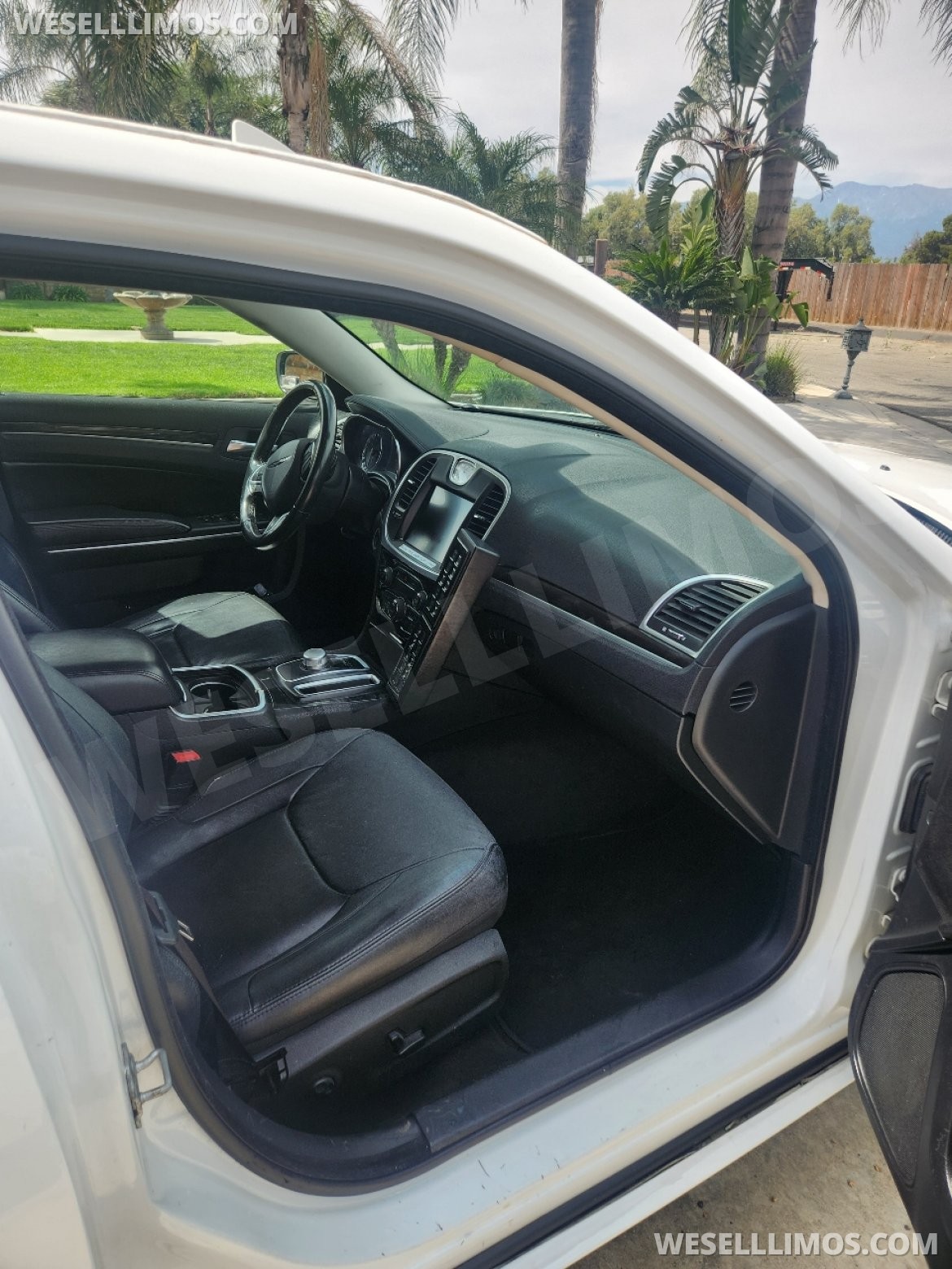 Photo of Limousine for sale: 2015 Chrysler 300 30" by Tiffany