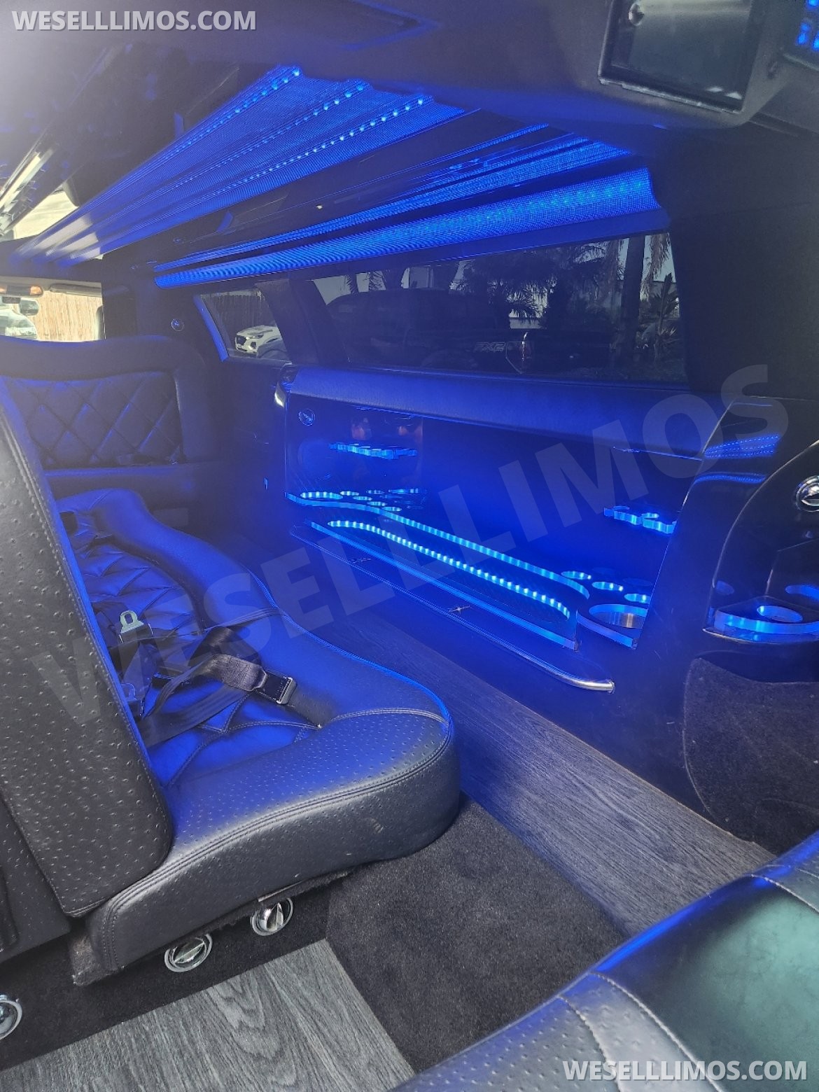 Photo of Limousine for sale: 2015 Chrysler 300 30" by Tiffany