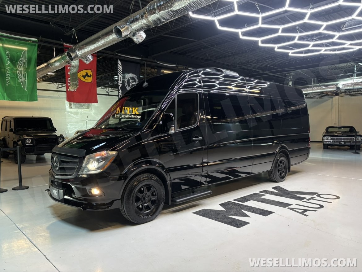 Sprinter for sale: 2014 Mercedes-Benz Sprinter 3500 Daycruiser 170" by Level Up Customs