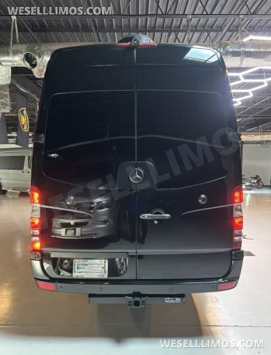 2014 Level Up Customs Mercedes-Benz Sprinter 3500 Daycruiser - Sprinter for Sale in Richmond, VA - Photo 15