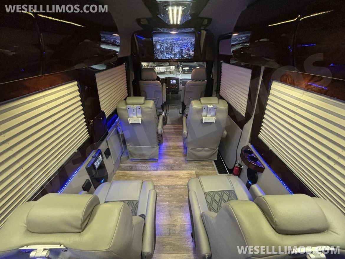 Photo of Sprinter for sale: 2014 Mercedes-Benz Sprinter 3500 Daycruiser 170" by Level Up Customs