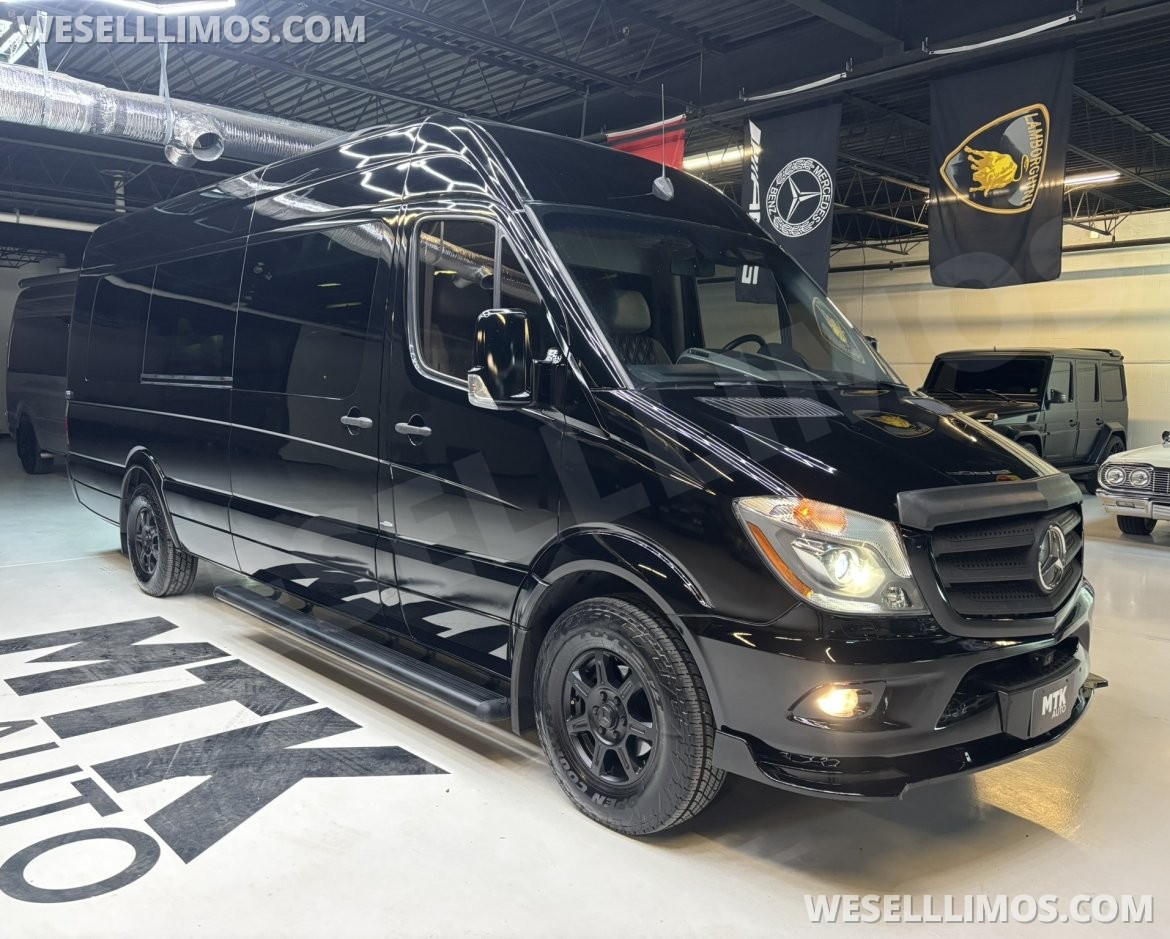 Photo of Sprinter for sale: 2014 Mercedes-Benz Sprinter 3500 Daycruiser 170" by Level Up Customs