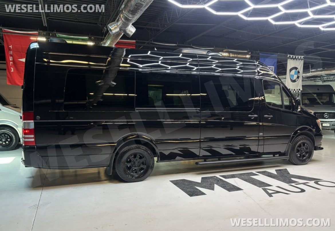 Photo of Sprinter for sale: 2014 Mercedes-Benz Sprinter 3500 Daycruiser 170" by Level Up Customs